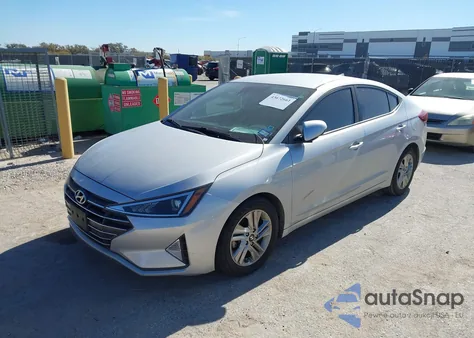 2019 Hyundai Elantra Sel z USA, uszkodzony, nr VIN 5NPD84LF5KH445275